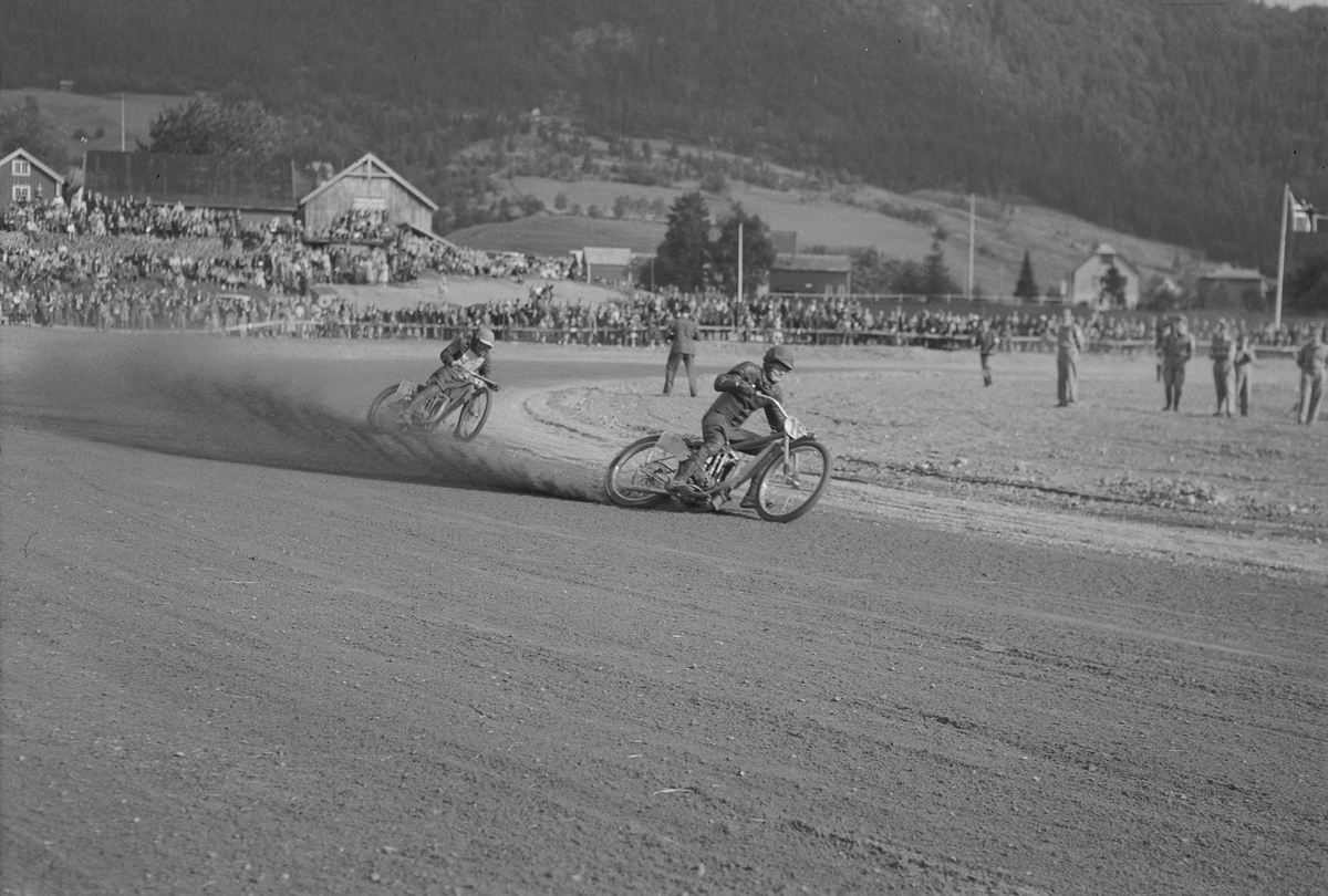 Åpningsrace på den nye Orkla motorbane i Orkanger