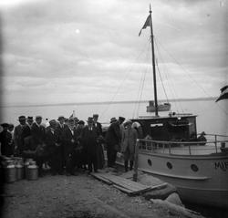 Mjøsa, mjøsbåten D/S Mira, utflukt med mange passasjerer, bå