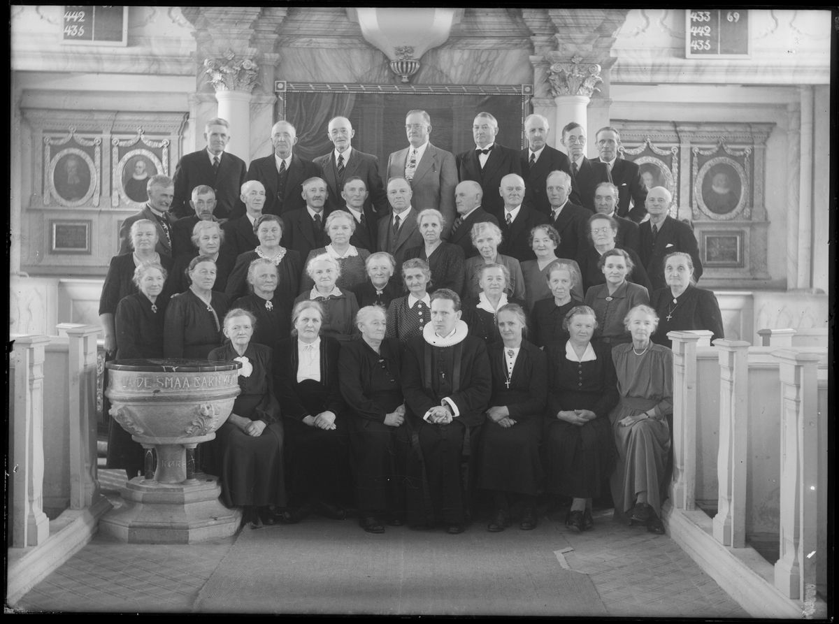 50-årskonfirmanter på Røros 1950