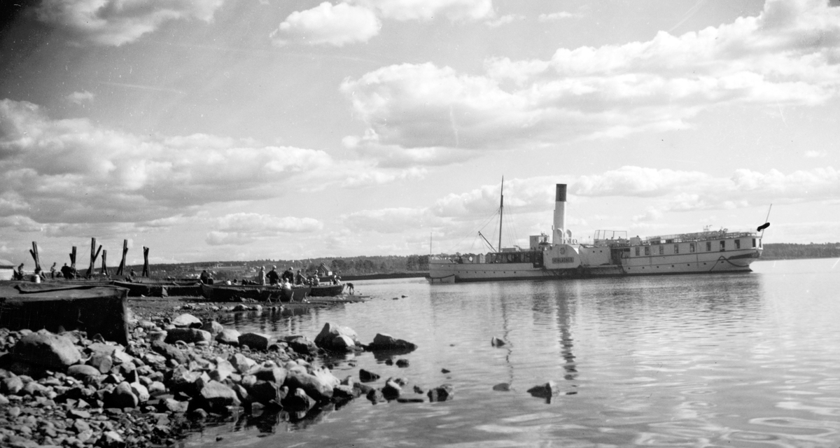 Hamar, Høiensalodden, D/S Skibladner, grunnstøting utenfor brygga. 24.08.1938, Mjøsbåt,  Hamarslippen til venstre,