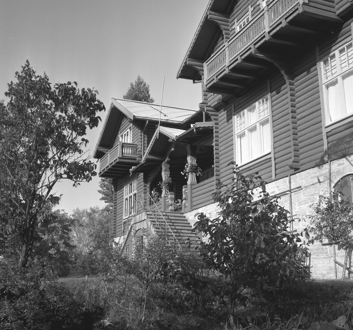 Stein gård, Ringsaker. Eksteriør. 