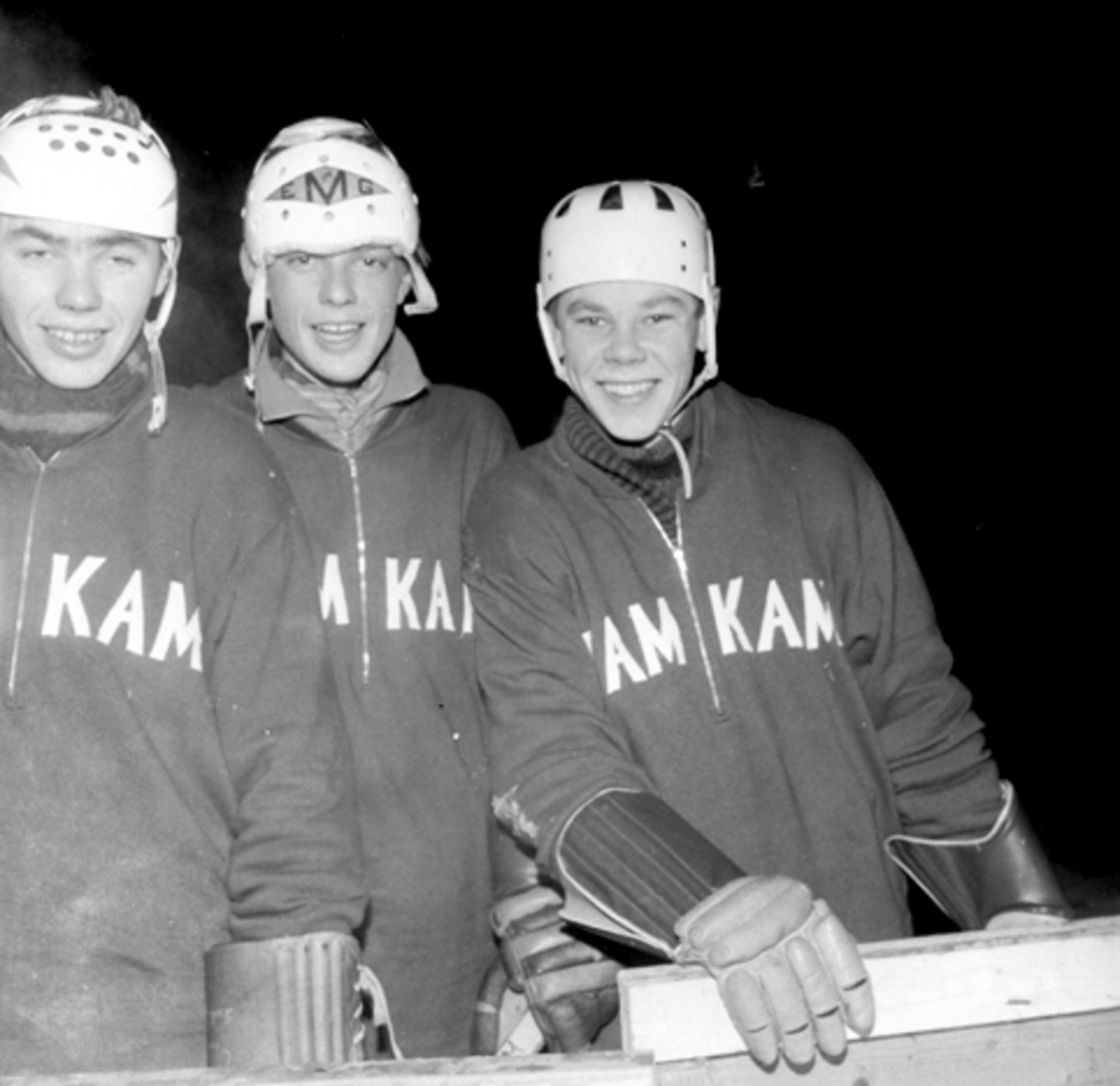 Hamar, Hamarkameratene, HamKam, 3 ukjente hockeyspillere.