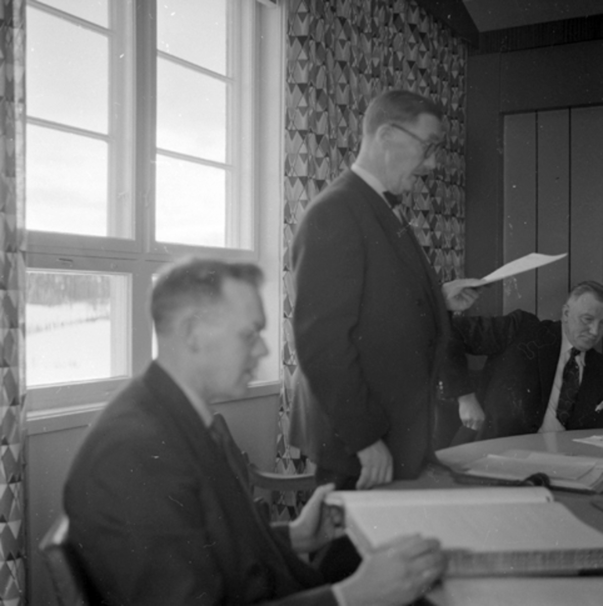 Tingberg, Løten. Det nye herredshuset ved innvielsen i 1955.