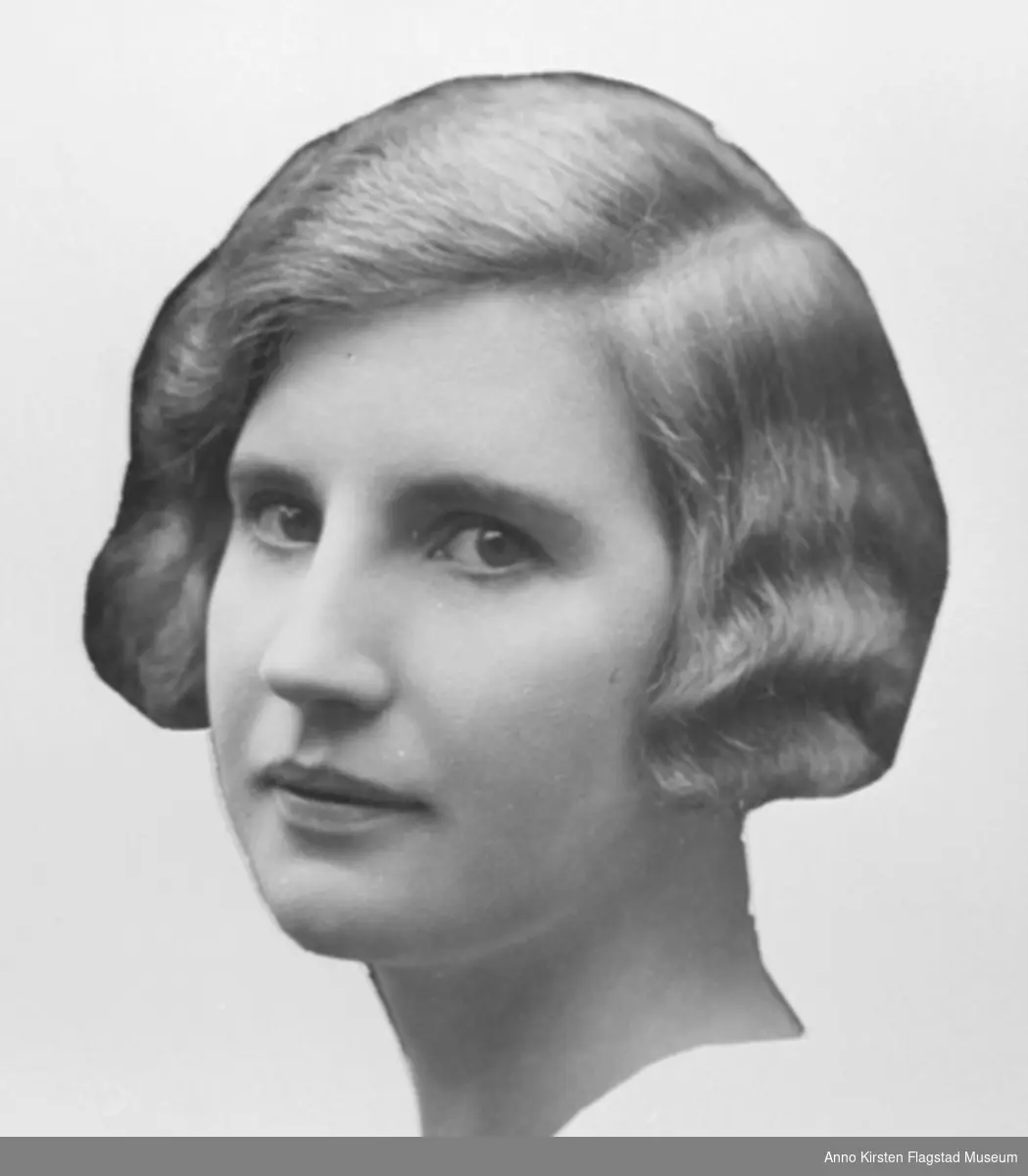 Kirsten Flagstad. Portrett 1915. Kirsten Flagstad. Portrait 1915. 