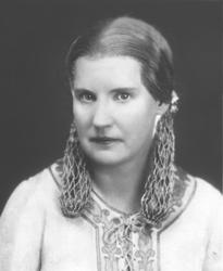 Rollebilde. Kirsten Flagstad som Gutrune i Götterdämmerung, 