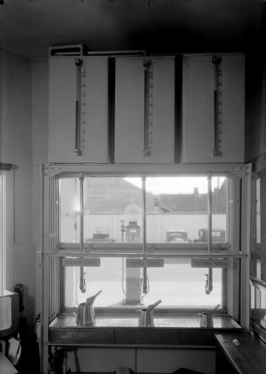 Hamar, Østregate 41, Shell bensinstasjon, Shell Bensindepot A/S. grunnlagt i 1922, og bestyrer var Nils Hagen.