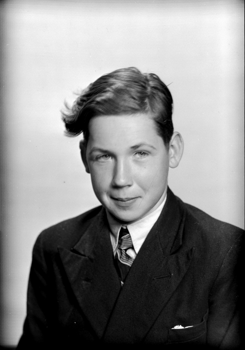 SOLBERG EYOLF, LØTEN, VISS. , BRB. 