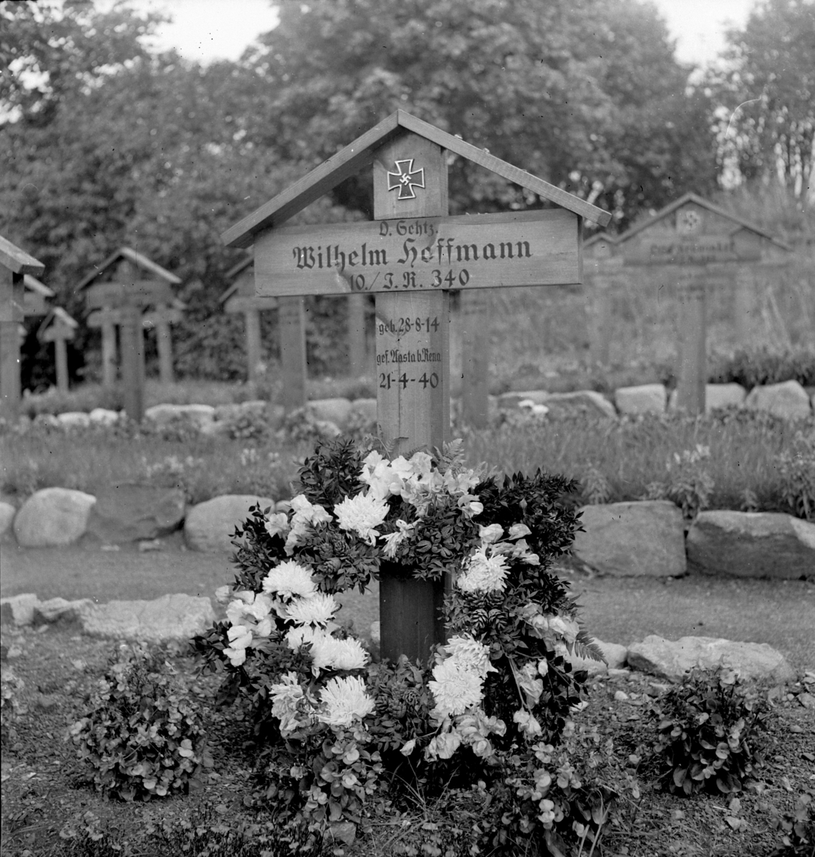 Vang kirkegård, tysk grav, Wilhelm Hoffmann, andre verdenskrig,
