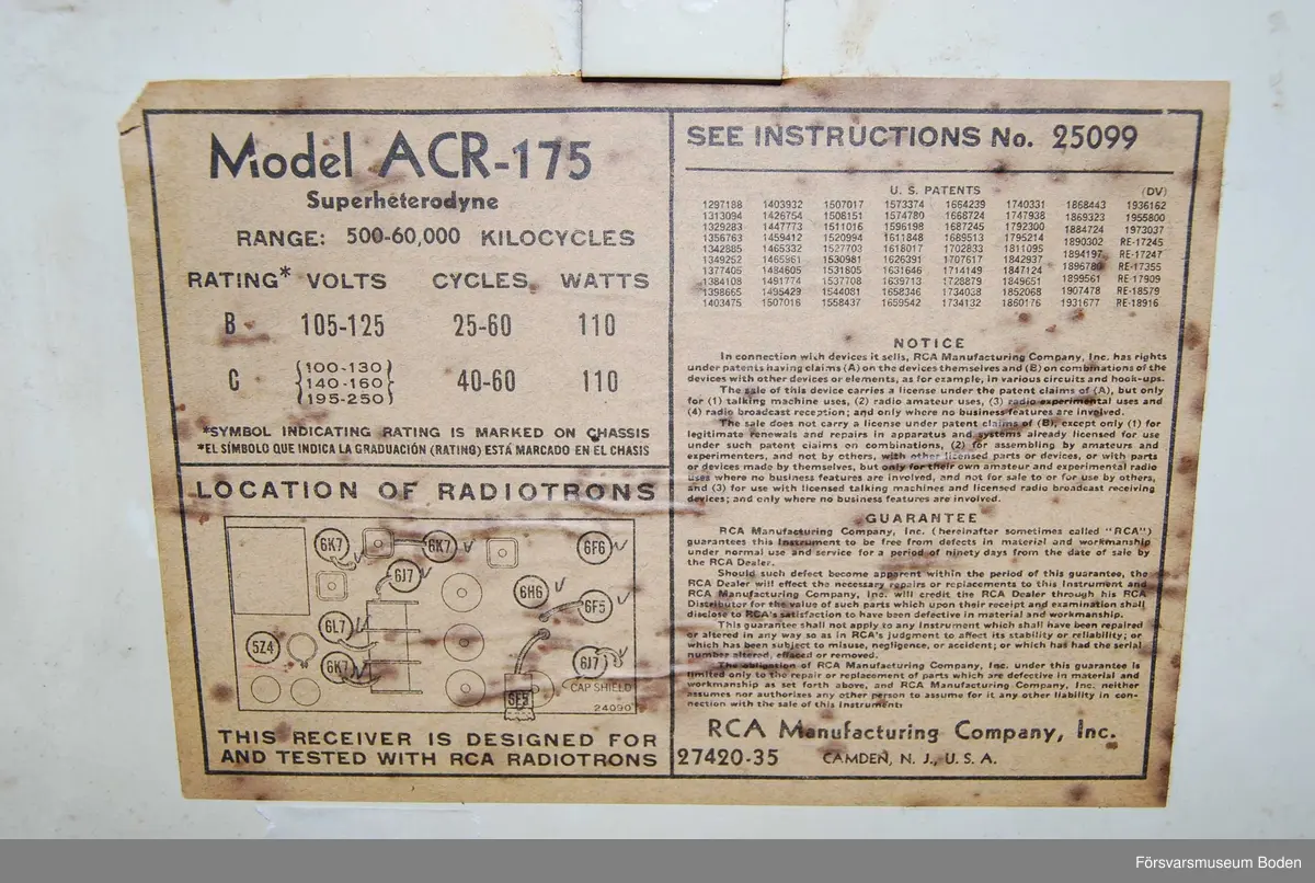 Superheterodynmottagare för AM, frekvensområdet 500 kHz - 60 MHz MHz uppdelat i 4 band. Från mitten eller senare delen av 1930-talet.