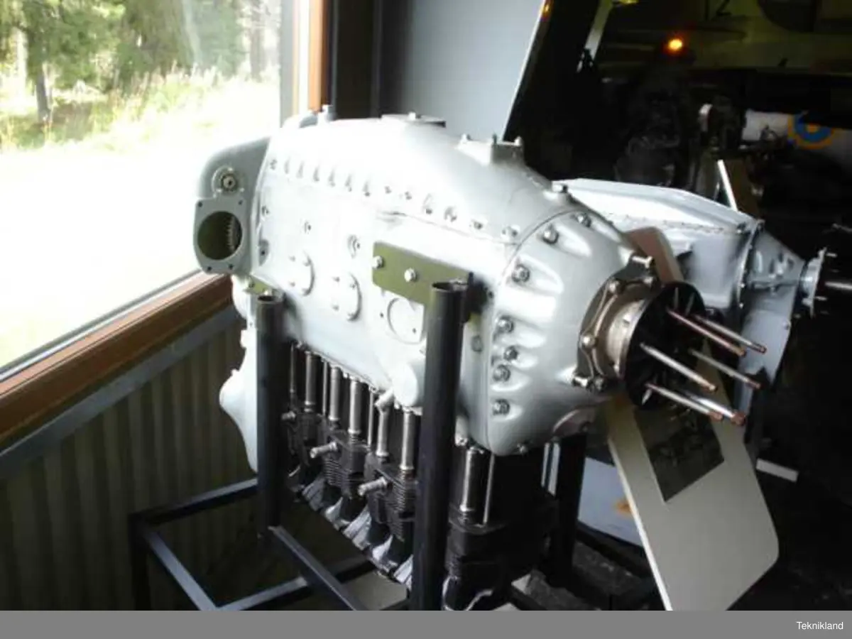 Flygmotor Hirth 504