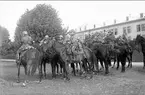 K 3 musikkår gör sig beredd för avlämning före sommarmarschen 1934.