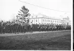 Officersaspirantskolan vid K 3 i Skövde 1929-30. Lennart Engerby son till Furir Gunnar Andersson/Engerby, som var instruktör på officersaspirantskolan. Marsch till korum i Santa Helena kyrka  6.nov.1929.