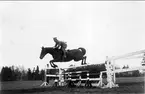 Officersaspirantskolan vid K 3 i Skövde 1929-30. Skolchefen löjtnant Claes 