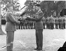 Fallskärmsjägarskolan Karlsborg 1957.Nya fallskärmsjägare.Från vänster:Erensvärd, Wrang.