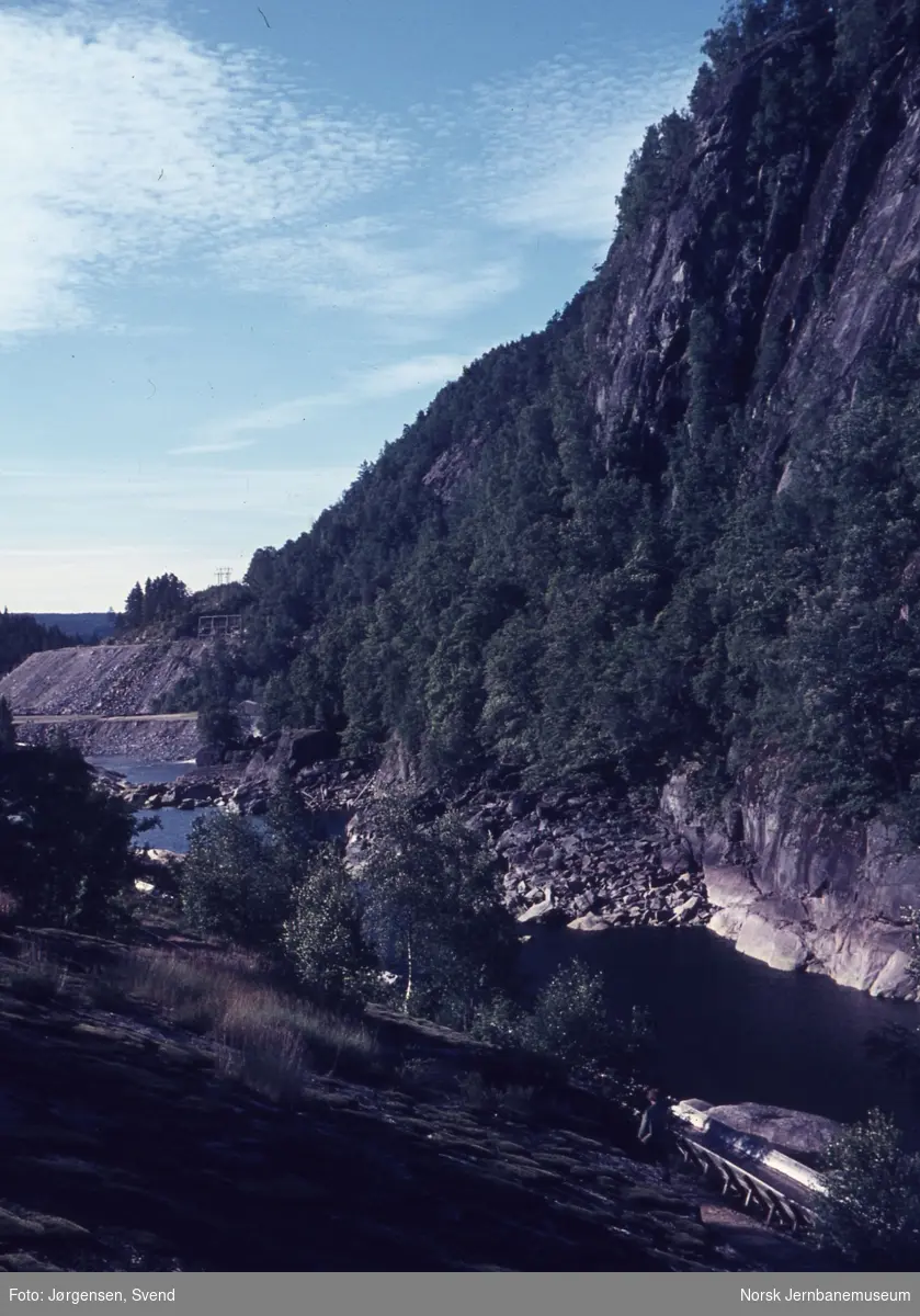 Urfossen i Otra, sør for Paulen bru