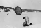 Fallskärmsjägarskolan i Karlsborg 1956.Nere på sjön .Bilden finns endast på CD-ROM.