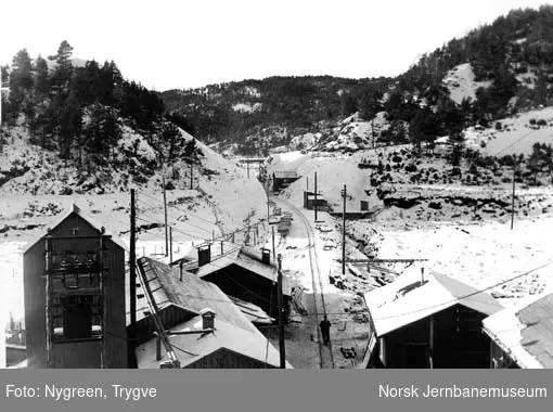 Kvineshei tunnel : verksted og maskinhus