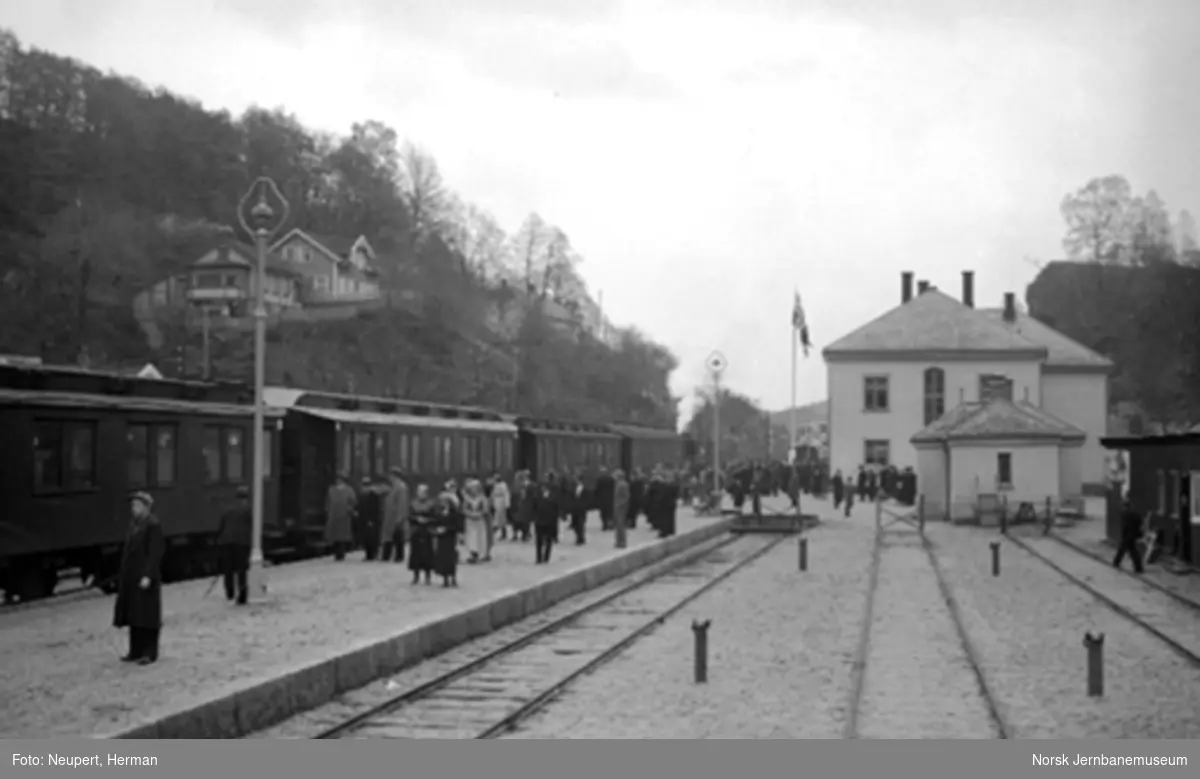 Pressetoget Oslo-Arendal på Arendal stasjon