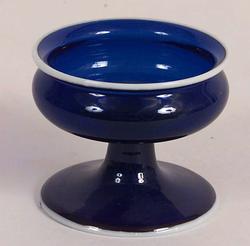 Glass fra Gjøvik glassverk på Norsk Folkemuseum