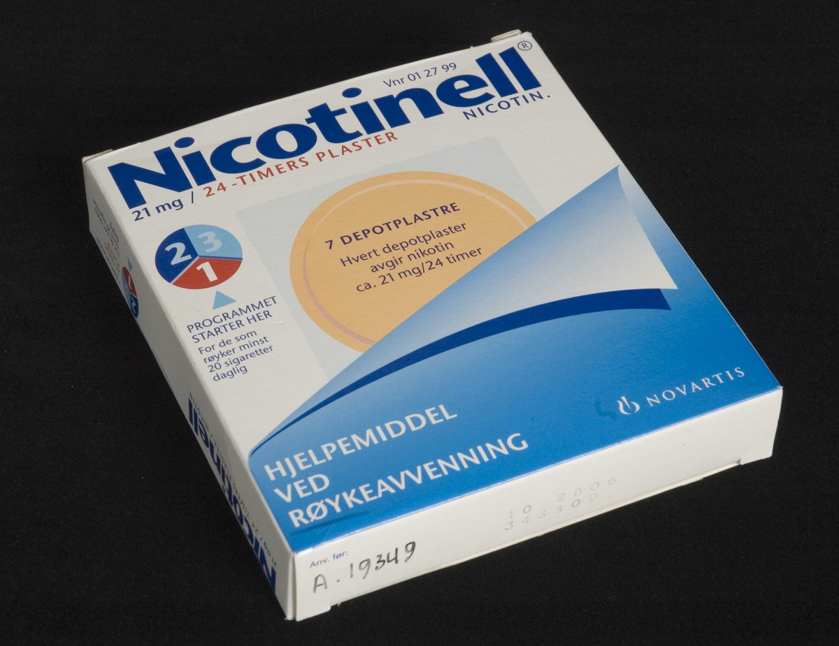 Plaster i originalpakning. Nicotinell 21 mg/24 timer nikotinplaster