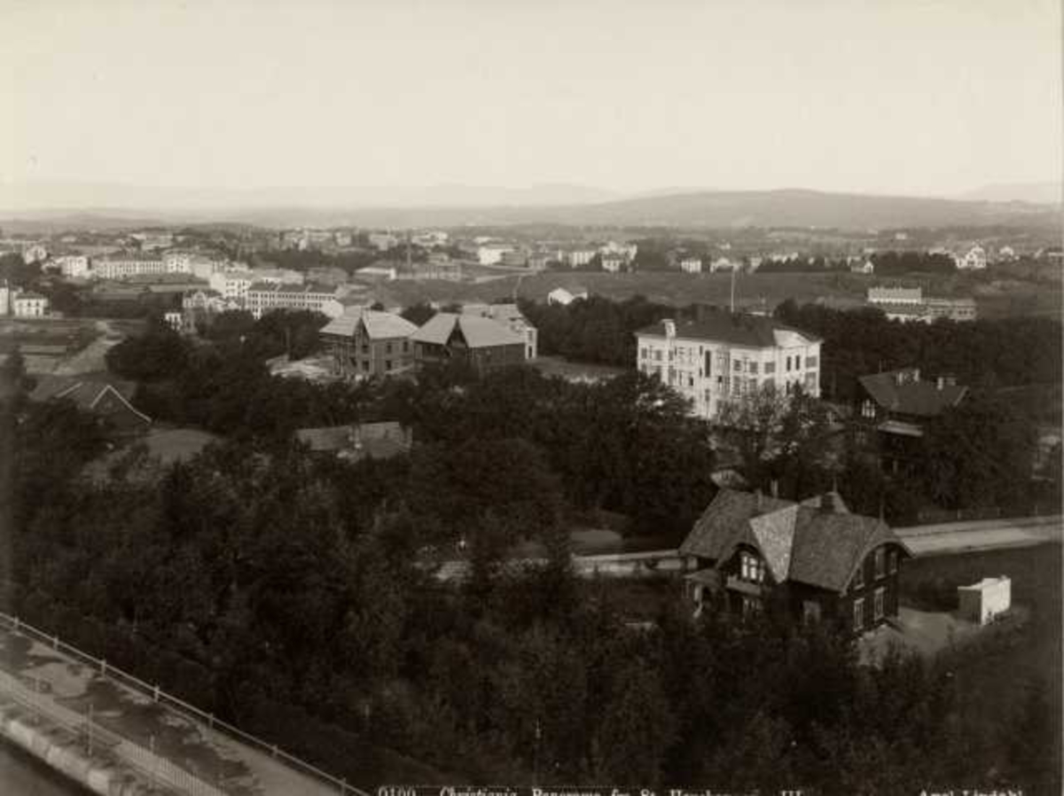 Oslo. Utsikt fra St. Hanshaugen.