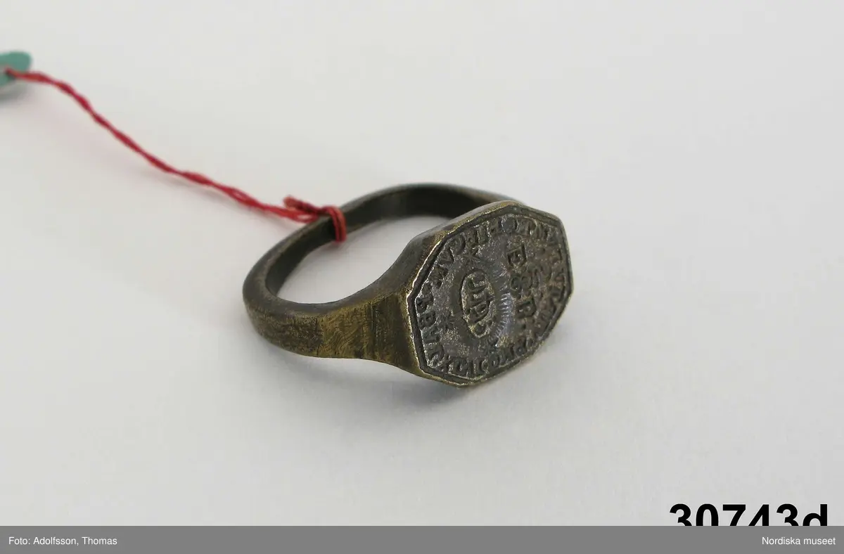 Ring