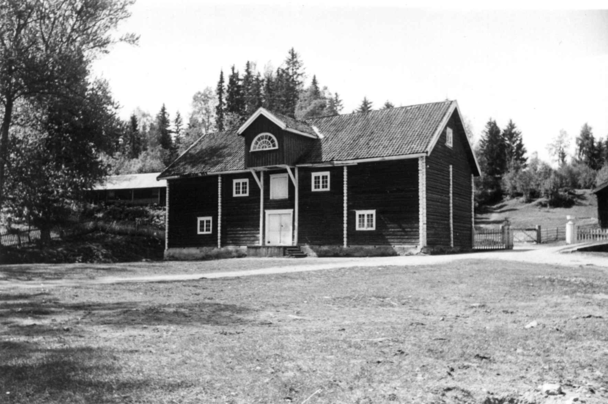 Sorknes, Åmot, Hedmark 1955. Stabburet.
Fra dr. Eivind S. Engelstads storgårdsundersøkelser 1955