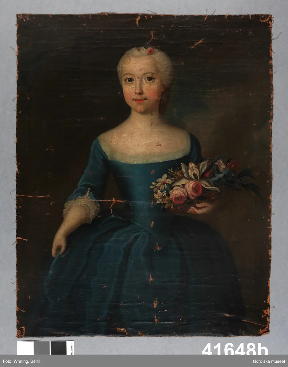 Porträtt, yngling i ljus peruk. a)
Porträtt, flicka med blomsterkorg. b)
Porträtt, man i vit allongeperuk. c)