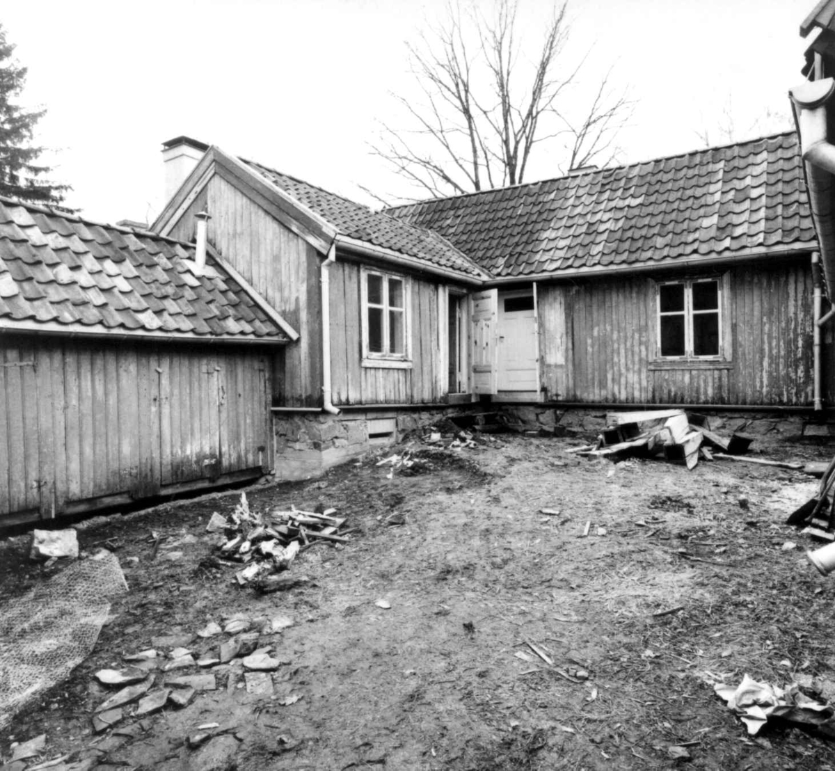 Enerhaugen under oppførelse på Norsk folkemuseum, 1968 - 69.