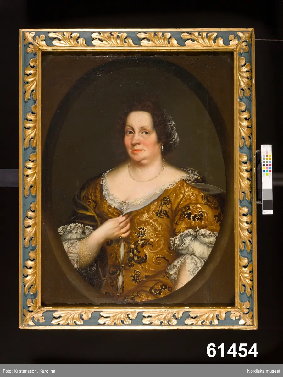 Damporträtt, midjestycke.