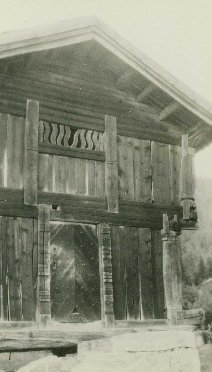 Loft, Fulsås, Rollag, Buskerud. Fotografert 1929.