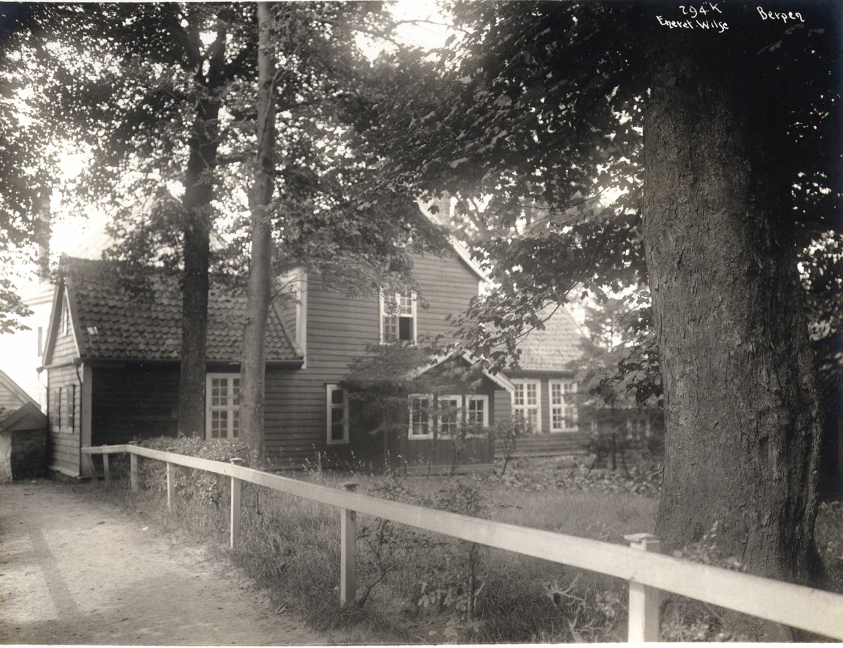 Villa. Sandviken. Bergen, Hordaland.   Fotografert 1912.