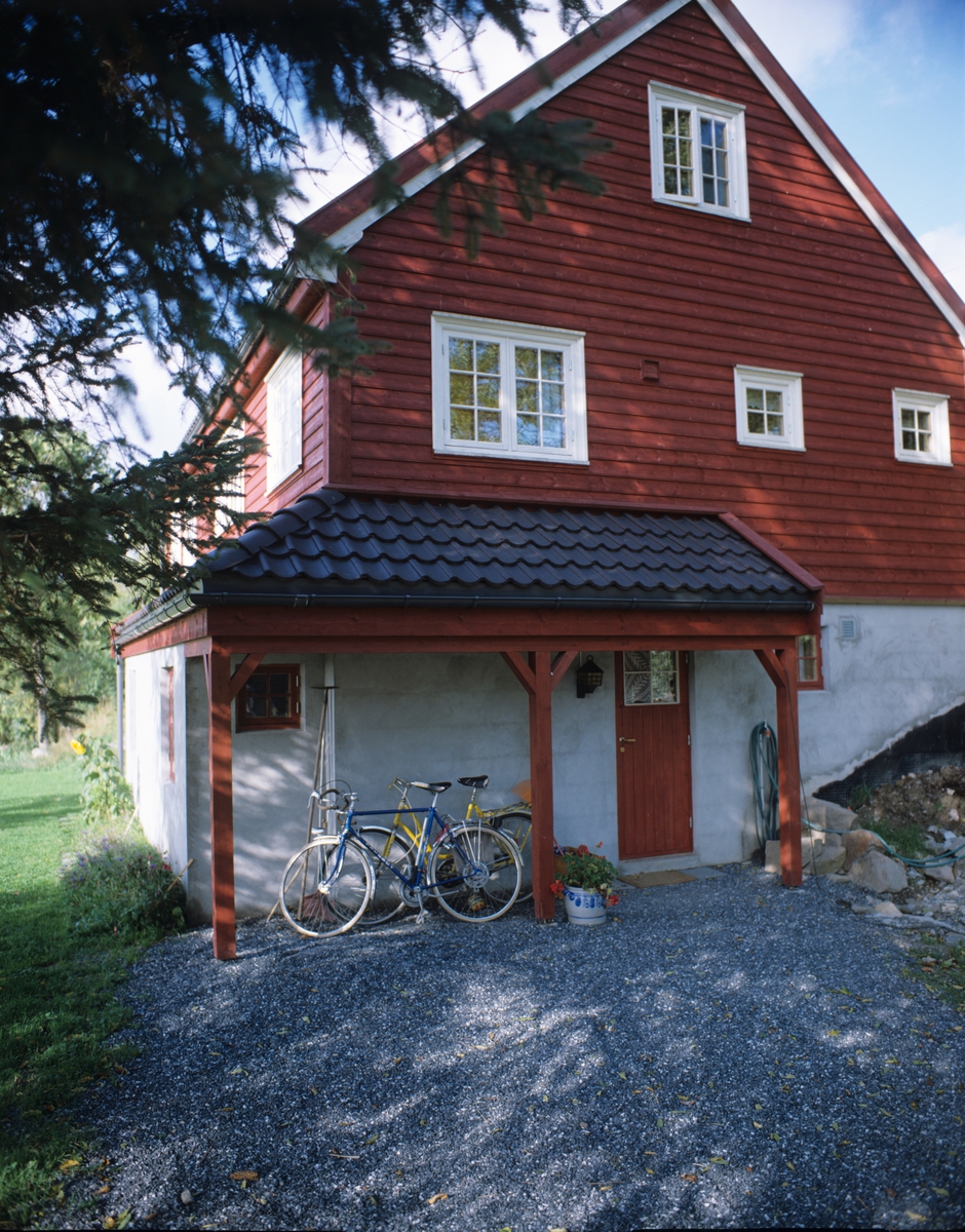 Enebolig med leskur, Lia ved Grimstad. Illustrasjonbilde fra Bonytt 1983.