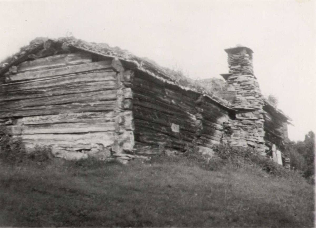 Setertun, Grøtsætra, Oppdal, Sør-Trøndelag. Fra album. 