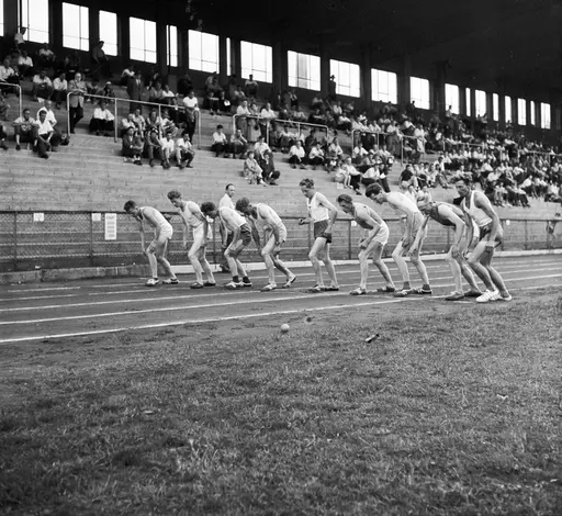 Serie. Oslolekene på Bislett.
Fotografert 1955.