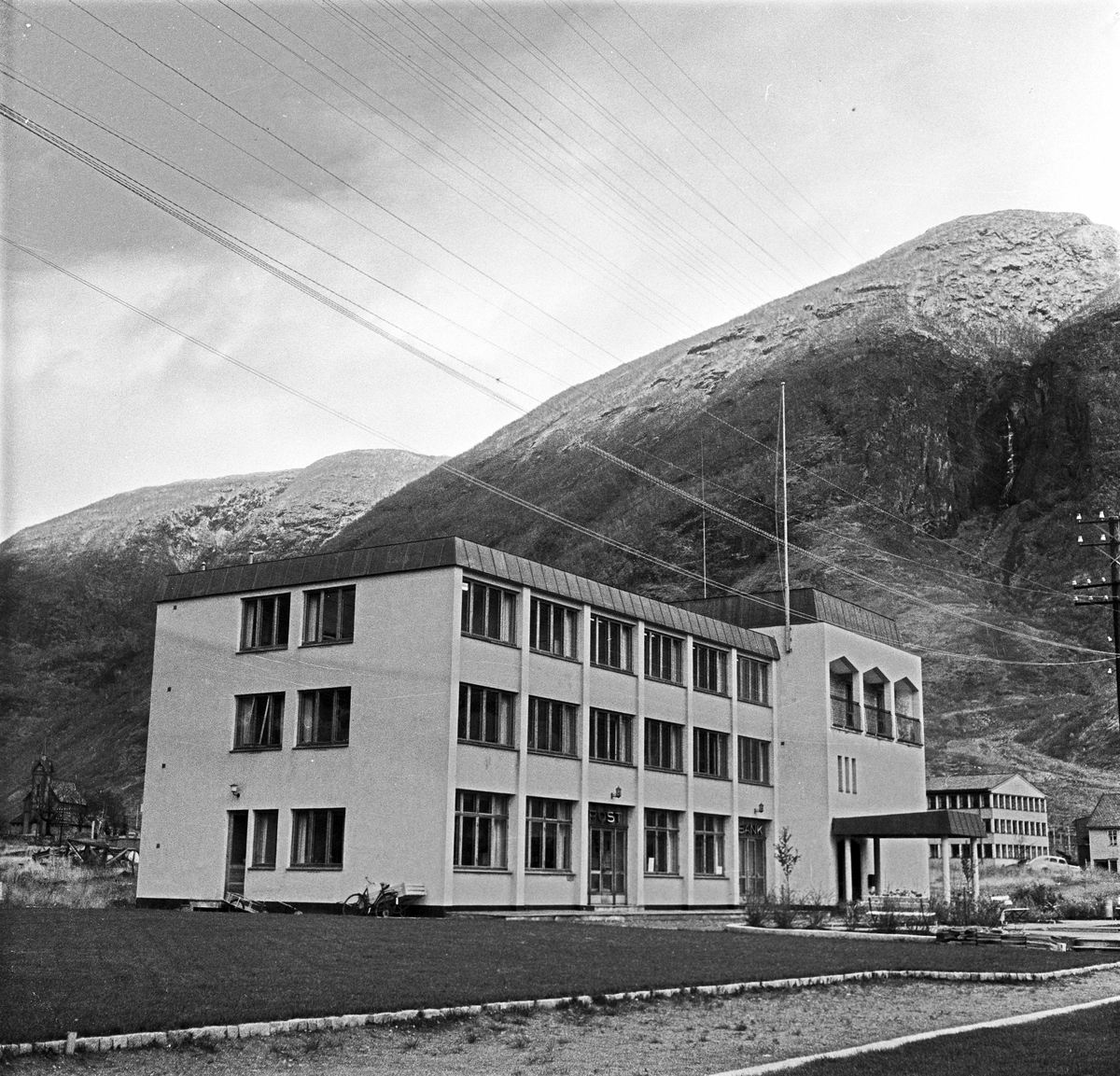 Serie. Fra Årdal verk, Sogn og Fjordane.