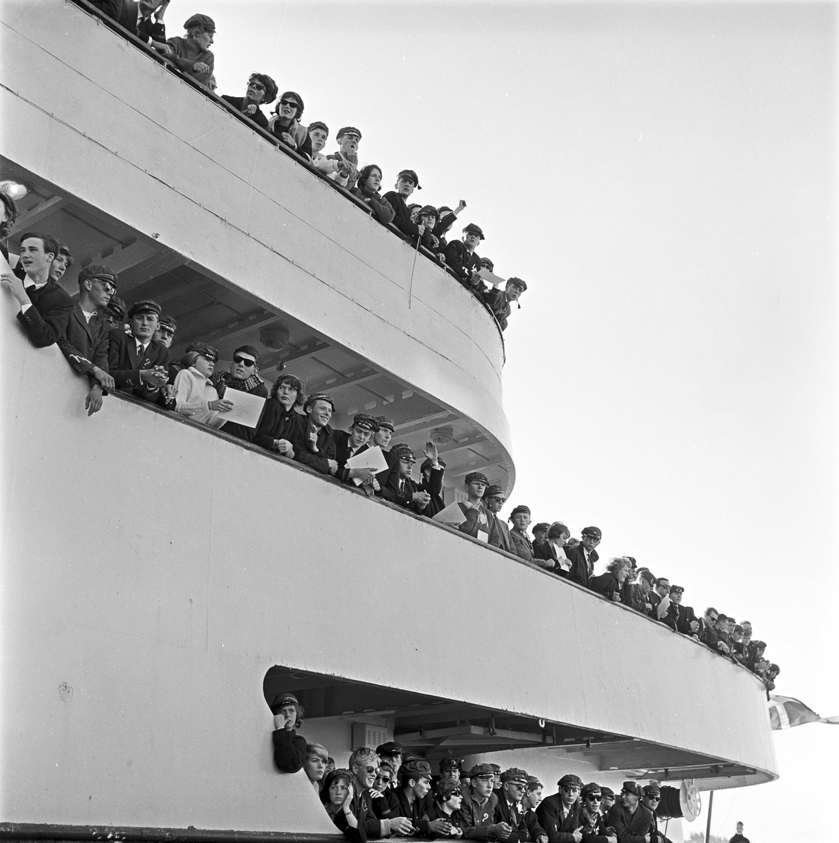 Serie. Russetur til København med MS Vistula og tilbake med ant. med sammen ferge. Fotografert juni 1961.