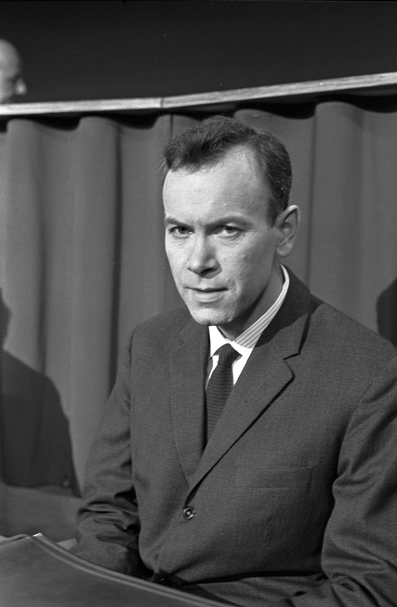 Serie. Fra stortingsvalget 1965. Valgdebatt. Fotografert 1965.