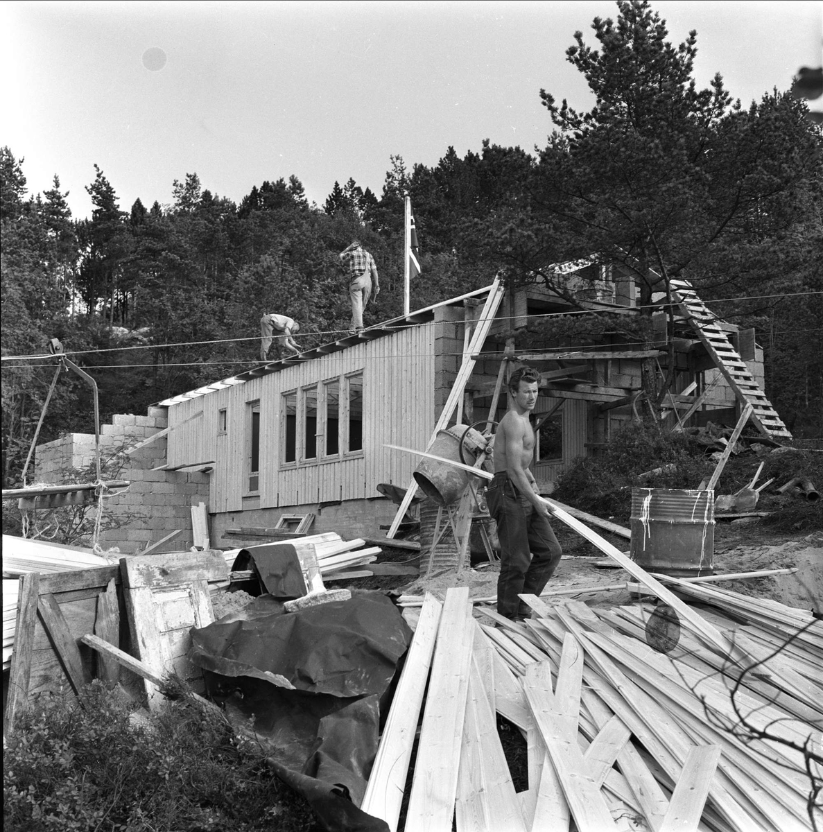 Bygging av boliger i nærheten av Bergen, august 1958 