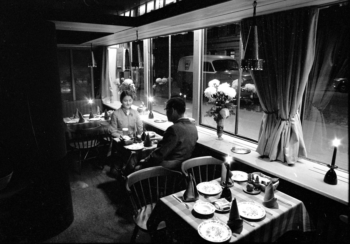 "Munch Inn" restaurant, Oslo, Tøyengata 53, 15.10.1969, interiør fra restauranten.