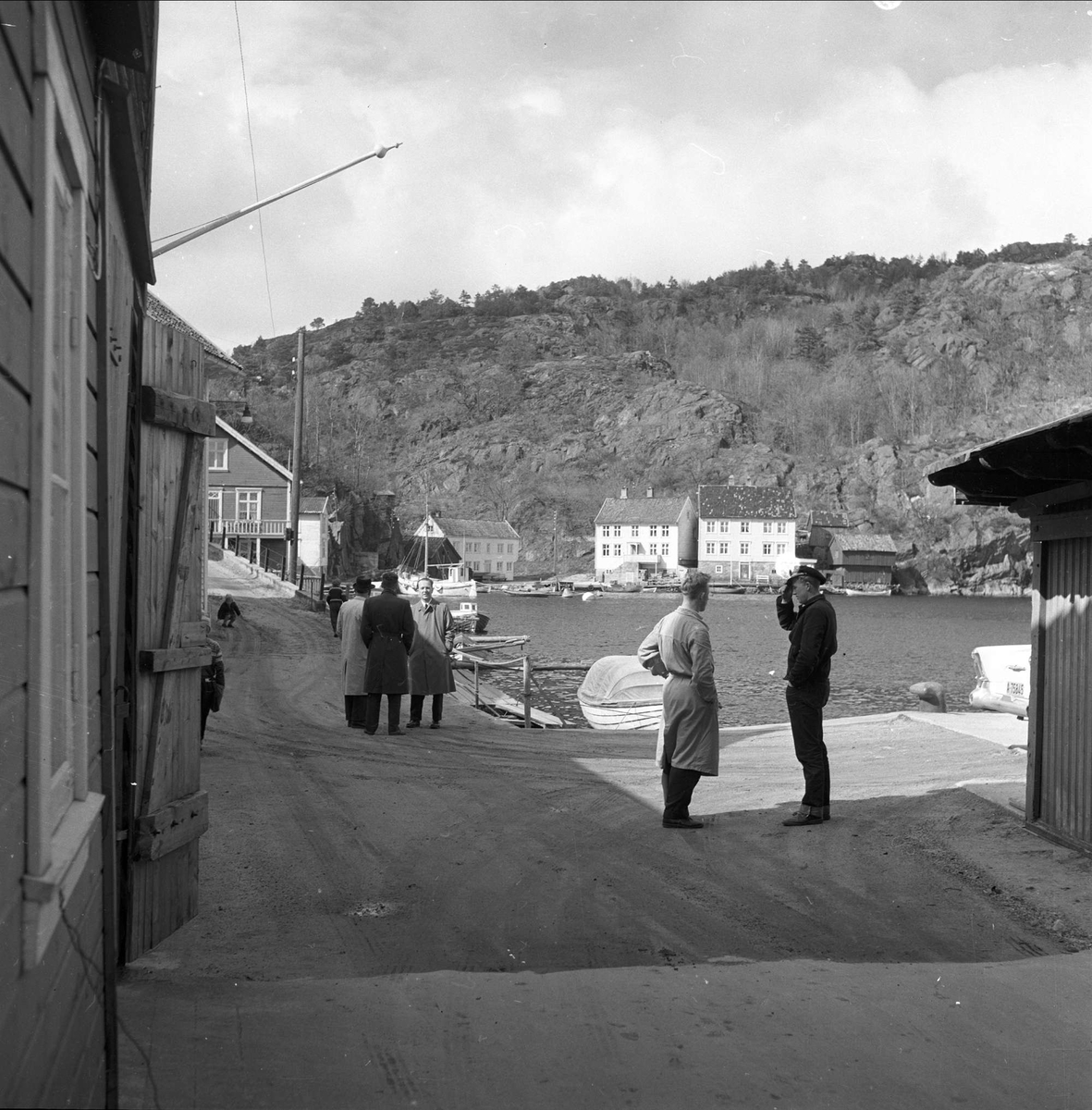 Mandal, Vest-Agder, 28.05.1958. Fra brygga.