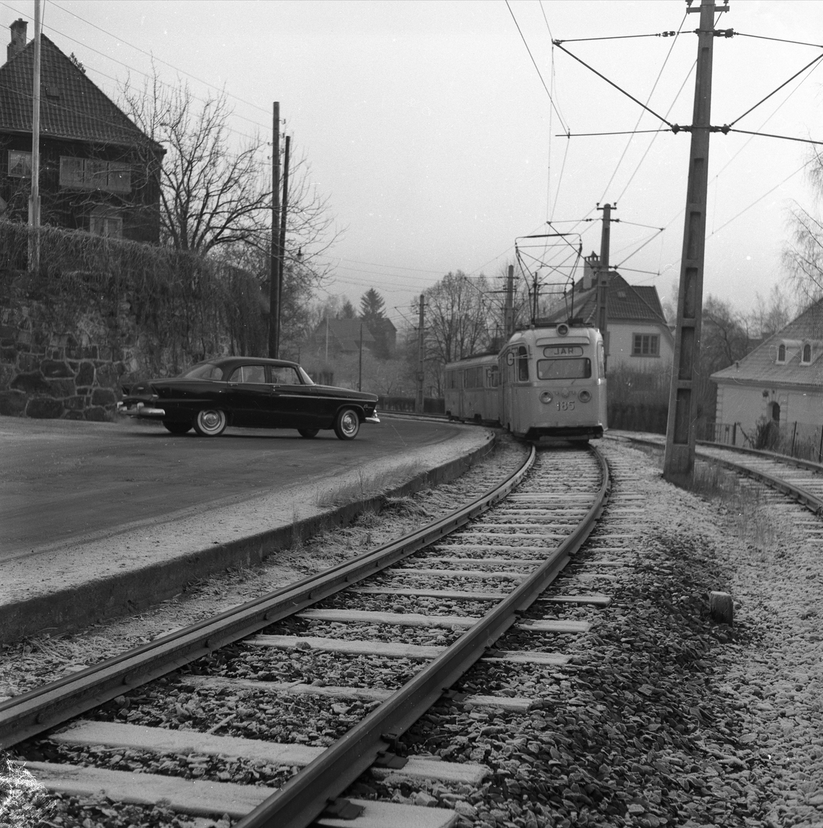 Abbediengen, Oslo, 17.11.1957. Jar trikken.