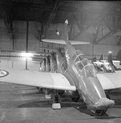 Stjørdal, 17.01.1957, Værnes flystasjon, salg av fly.