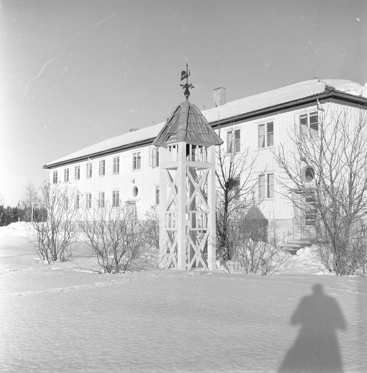 Bjørnebekk kurhjem på Ås, 21.02.1959. Rehabilitering, bygning i landlige omgivelser.