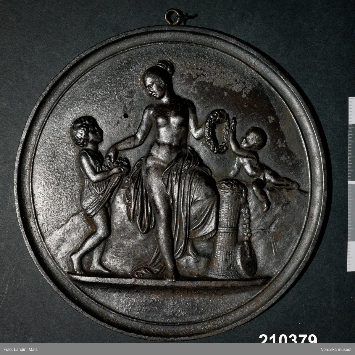 Medaljong by J.&C.G. Bolinders Mekaniska Verkstad