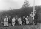 Ungdomar på cykelutflykt till Sälen och Wasastenen. Maria Olsson, Johannes Färdigsson, Signe Skotte, Joel Olsson, Elsa Nyberg, Karl Hedlöf, Jenny Engström, Gerda Jonsson, George Renström.