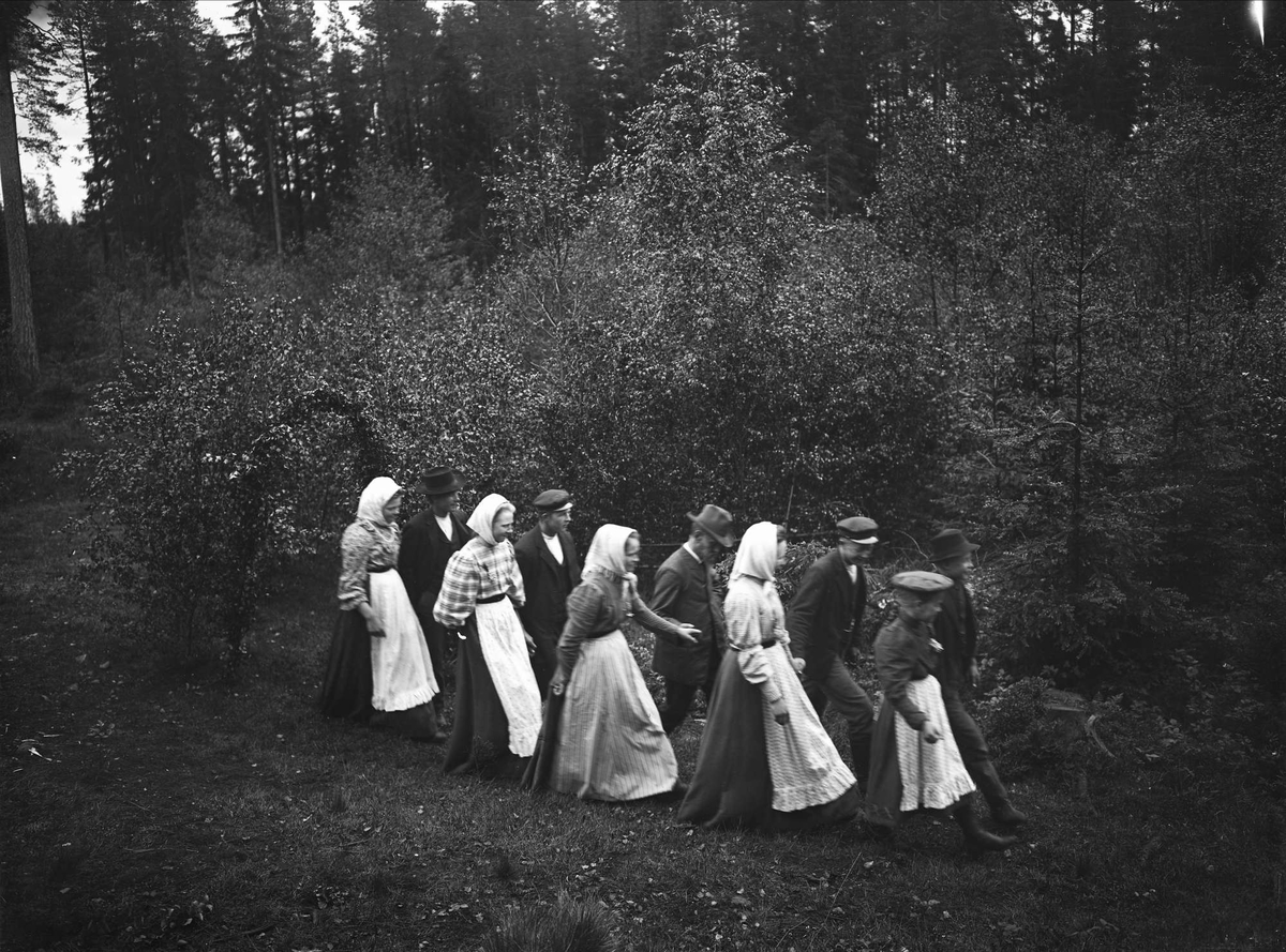 Nils Edvard Hammarstedt dokumenterade och samlade in material om folkloristiska företeelser i början av 1890-talet.