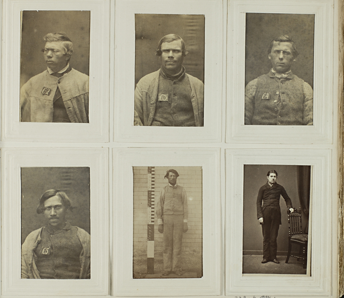 "Photografiskt Album för år 1861 öfver fångar förvarade å Warbergs fästning".  Samt i samma album : "Photografiskt Album för år 1861 öfver fångar förvarade å Landskrona fästning".