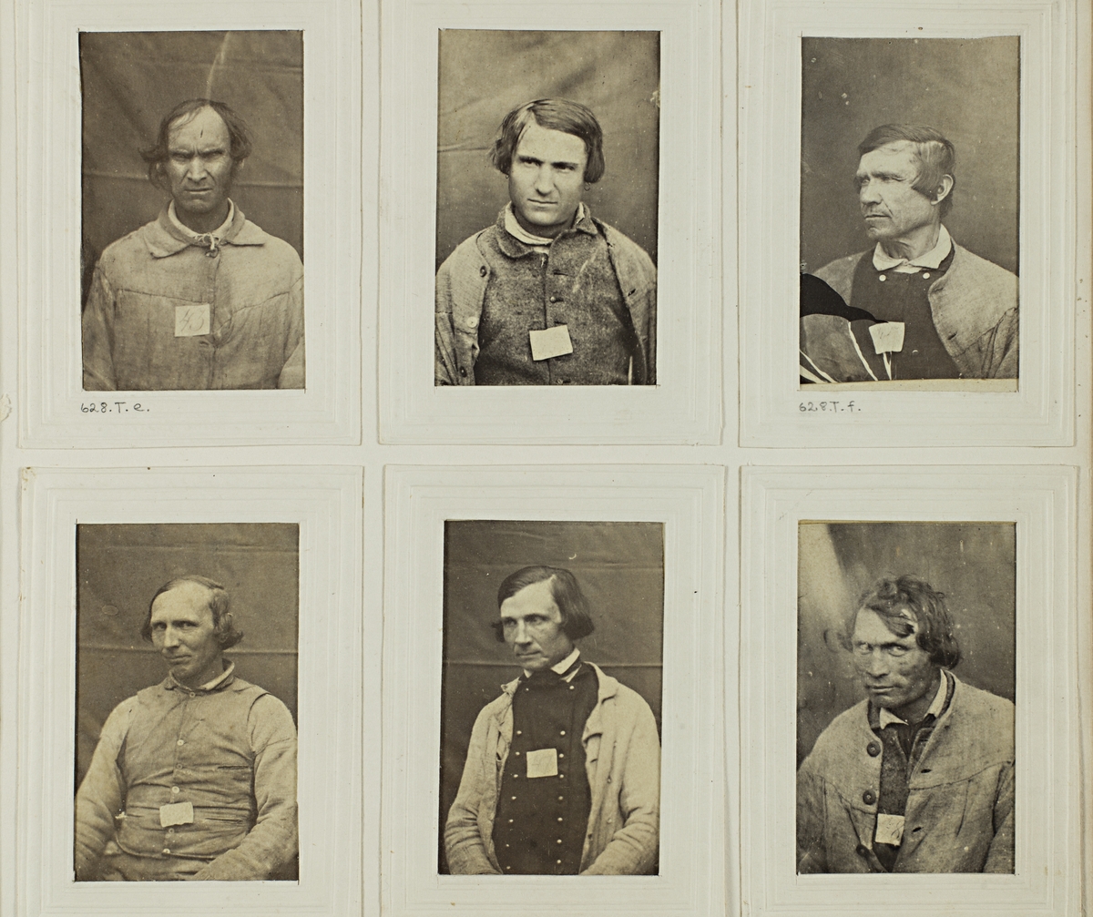 "Photografiskt Album för år 1861 öfver fångar förvarade å Warbergs fästning".  Samt i samma album : "Photografiskt Album för år 1861 öfver fångar förvarade å Landskrona fästning".