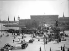 Gustav Adolfs Torg d. 22/5 1919. Prins Axels och Prinsessan Margaretas bröllop.